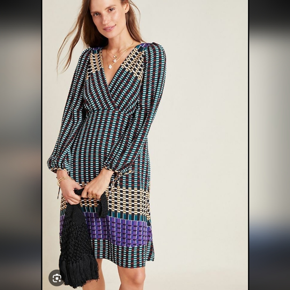 118-Anthropologie Black and Purple Long‎ Sleeve Dress